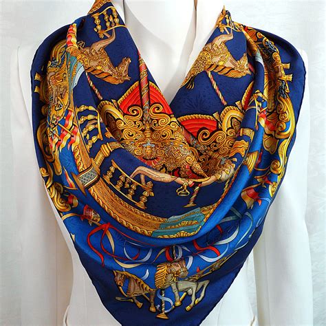 does the queen wear hermes scarves|hermes paris scarf patterns.